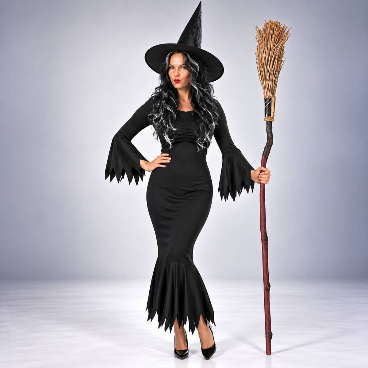 Women’s Wicked Witch Costume, Black Gown Dress with Pointed Hat for Halloween & Fancy Dress Parties